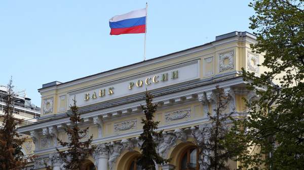 Read more about the article Официальный курс юаня на субботу – 11,07 руб, доллара – 79,55 руб, евро – 93,35 руб