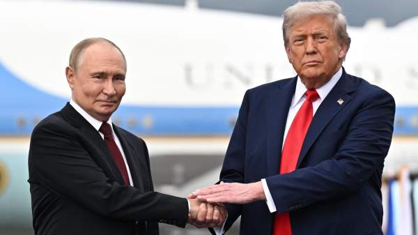 Read more about the article Саммит Россия — США на Аляске. Онлайн-репортаж