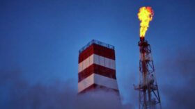 Цены на нефть поднимаются после шести сессий снижения подряд