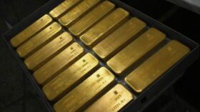 Цена на золото достигла рекордного уровня