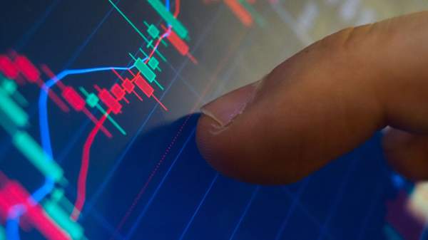 Read more about the article На Петербургской бирже на 5% снизился объем торгов бензином в сентябре