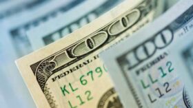 Доллар дорожает к мировым валютам после выхода данных по США