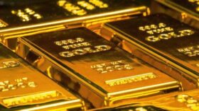 Золото дорожает до 4 249,35 доллара на слабой статистике по занятости в США