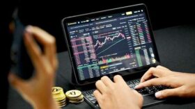 Индекс Мосбиржи растет в направлении 2700 пунктов